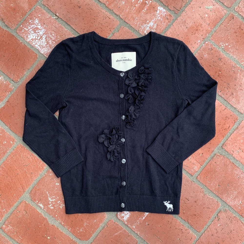 Abercrombie Kids Beautiful Floral Sweater Size XL